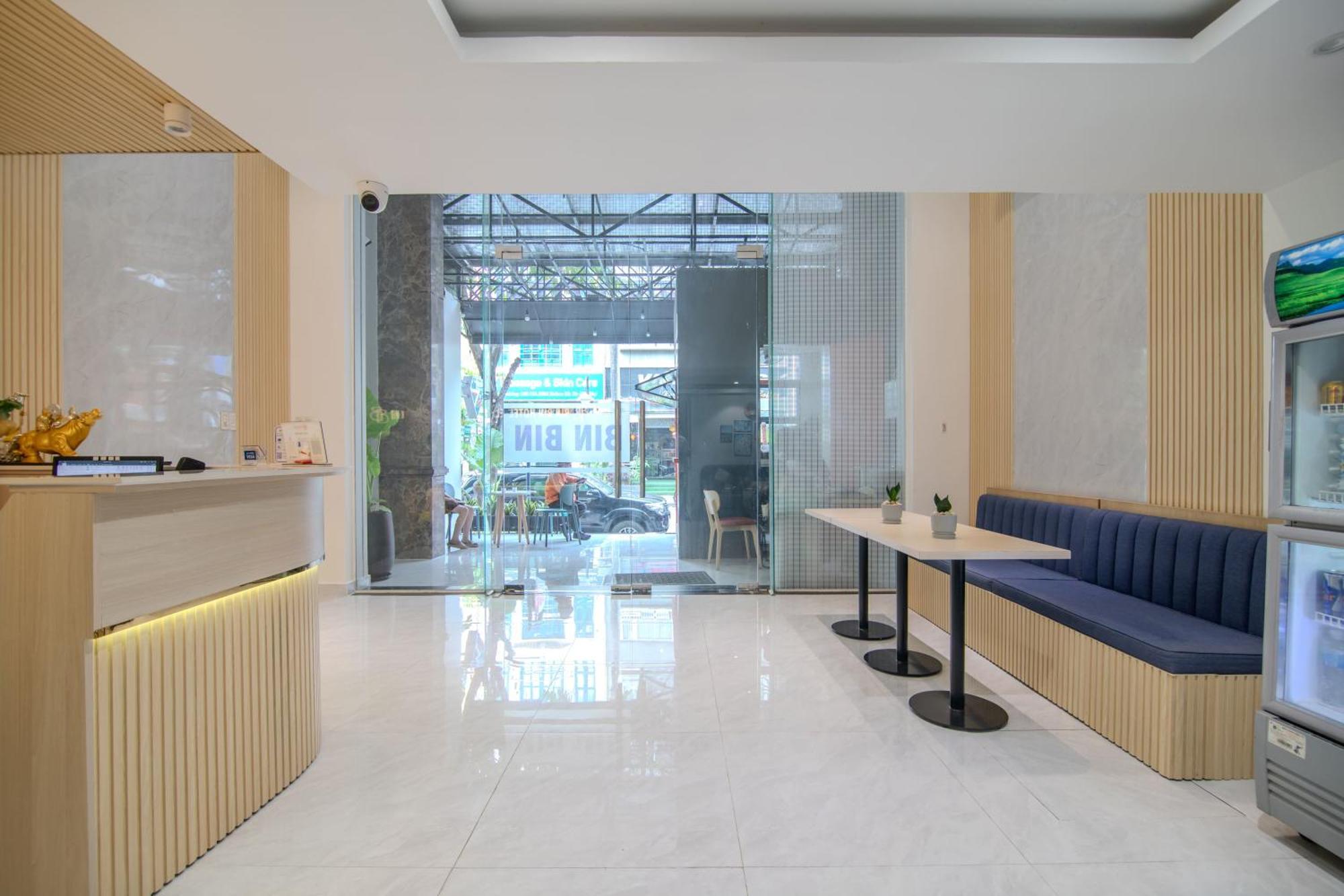 Bin Bin Hotel 6 - Near Secc D7 Ho Chi Minh-staden Exteriör bild